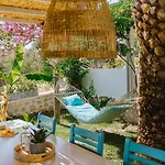 Ξενοδοχείο Golden Lighthouse 2*