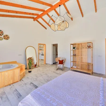 Hotel Golden Lighthouse 2*