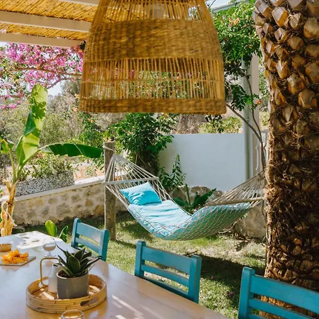 Otel Golden Lighthouse 2*