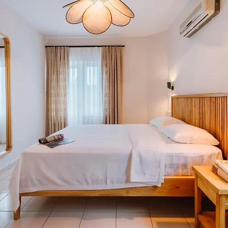 Golden Lighthouse Otel 2*