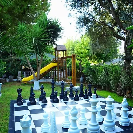 Golden Lighthouse Otel 2*