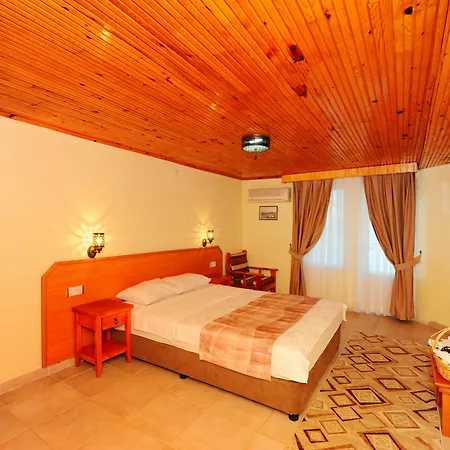 Golden Lighthouse Hotel