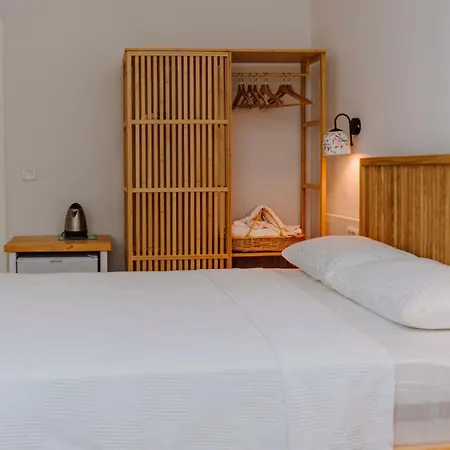 Golden Lighthouse 2*